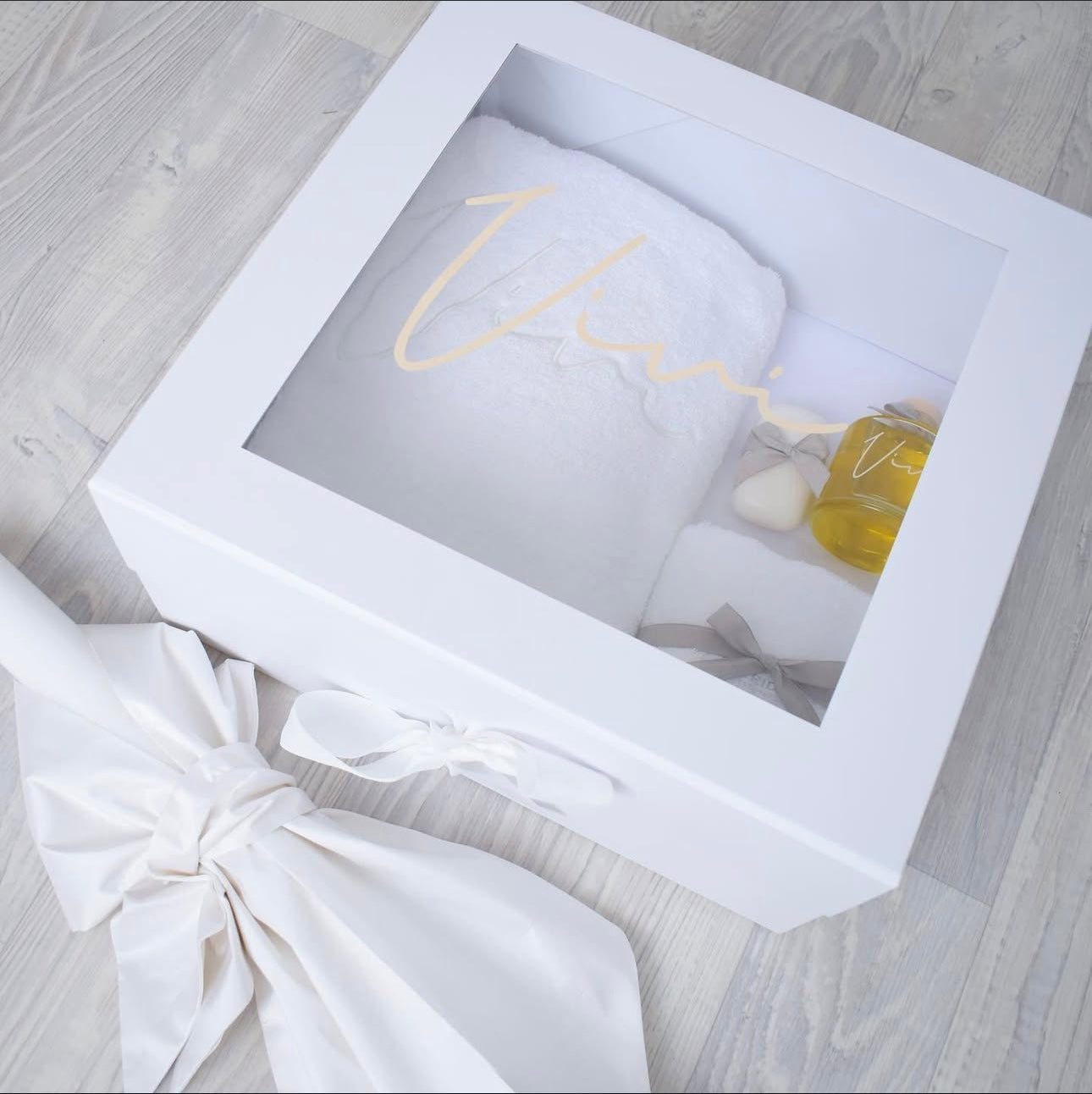 White Border Box with Window
